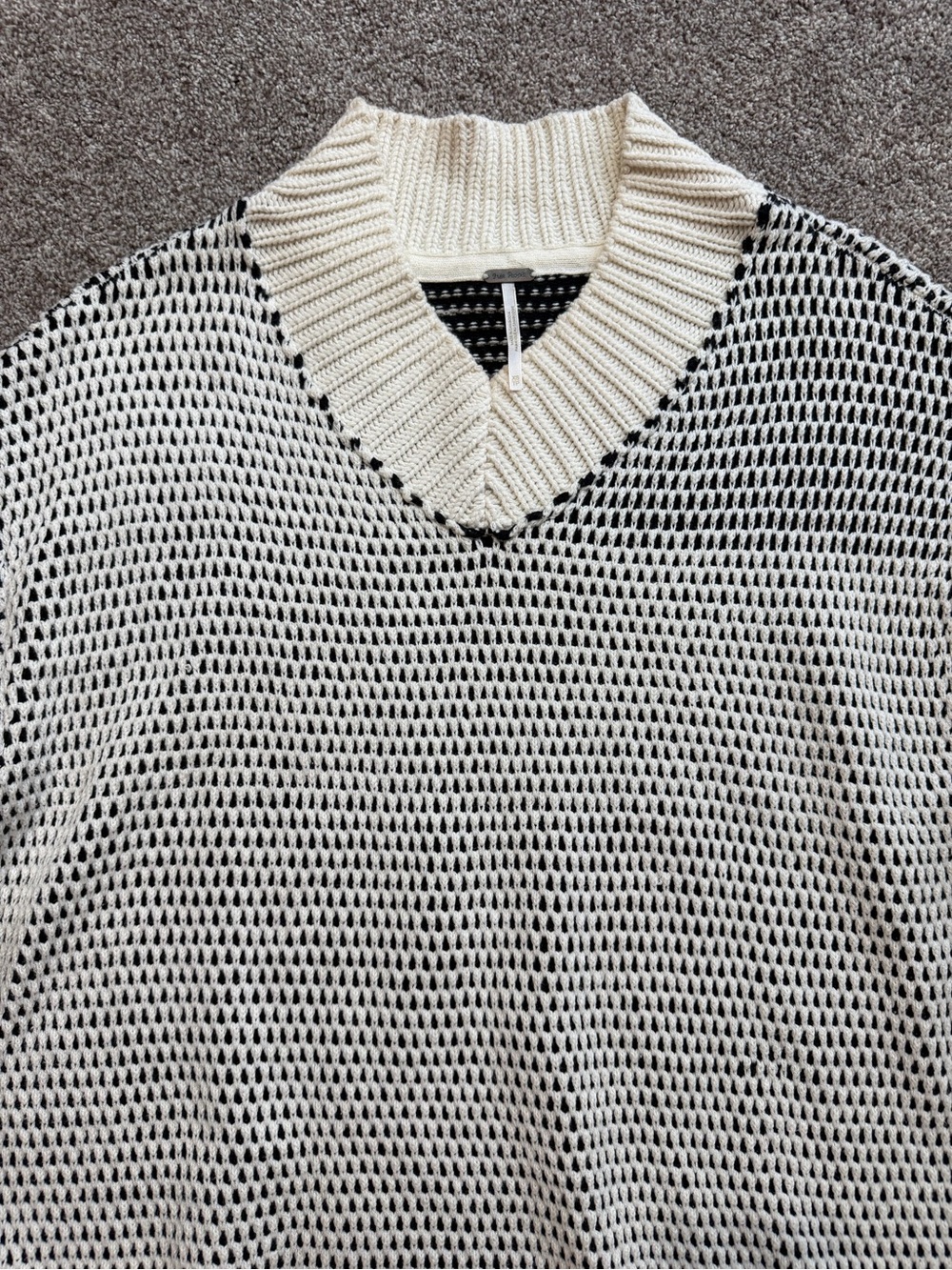 Free People Maisie Oversized Black & White Sweated Size XS - Picture 7 of 16